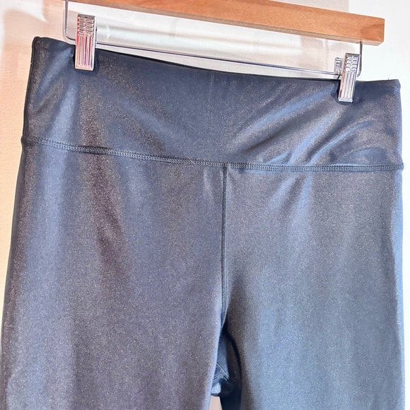 NOLI Sz L Liquid Gloss Lightweight Shine Quick Drying Second Skin Leggings - Picture 3 of 7